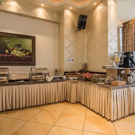 Hotel Rihios