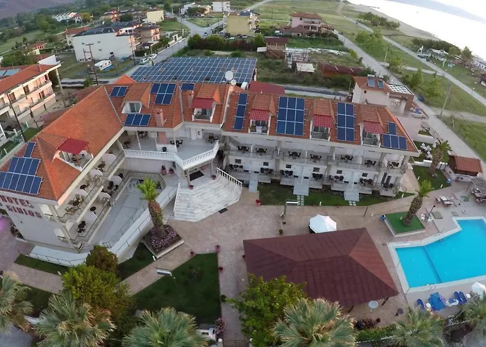 Hotel Rihios 3*