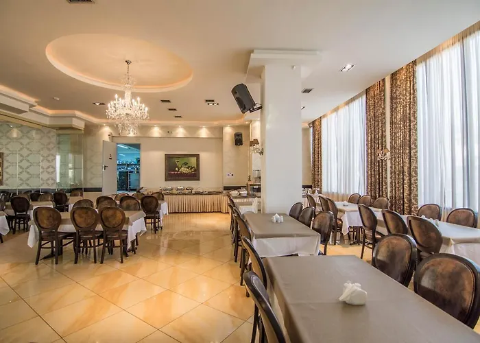 Hotel Rihios 3*