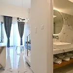 Hotel Rihios