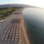 Hotel Rihios 3*