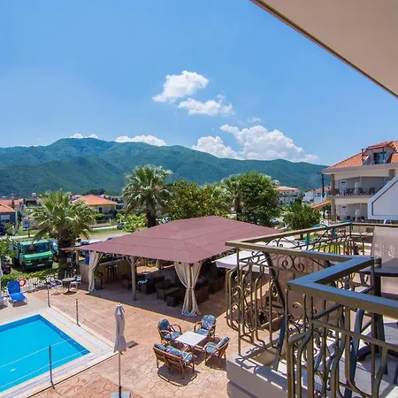 Hotel Rihios